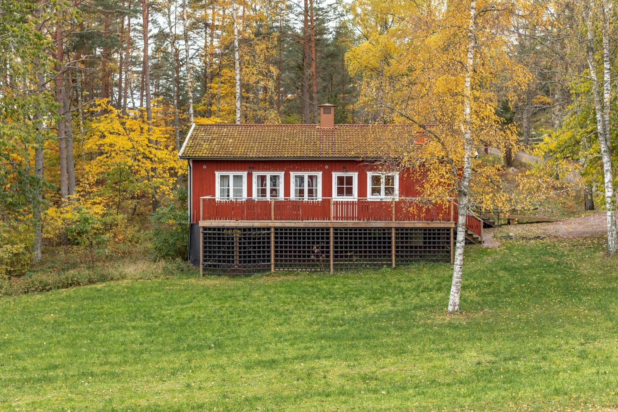 Bergs Gard & Hallsvikens Gard Västerljung Exterior foto